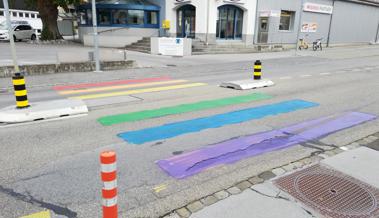 Regenbogen zum Vierten: seit kurzem in Rebstein