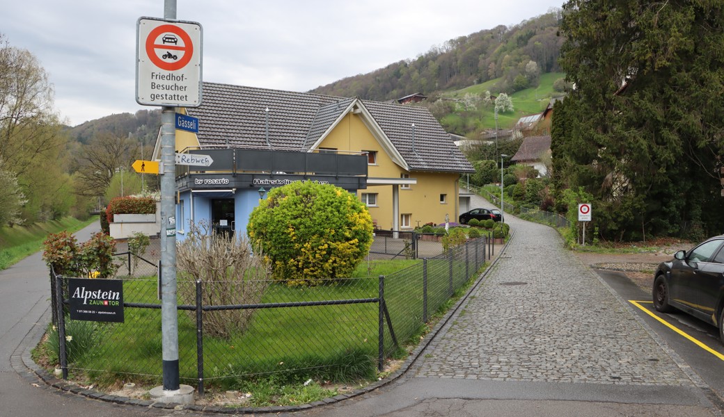 Vier Verletzte in Au: Polizei nimmt einen 51-Jährigen nach Fahndung fest