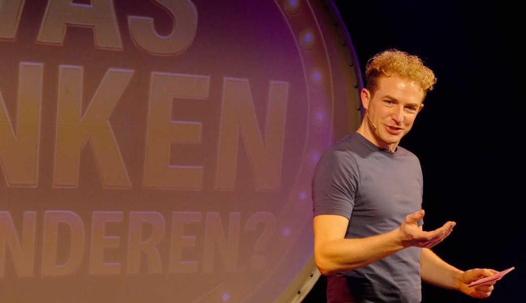 Michael Elsener ist ein Meister der Interaktion mit dem Publikum