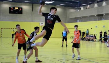 U15-Handballer gewinnen, die U17 nicht