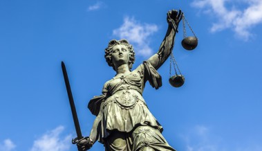 39-jähriger Deutscher wollte Ex-Freundin töten: Kreisgericht verhängt Haftstrafe und Landesverweis
