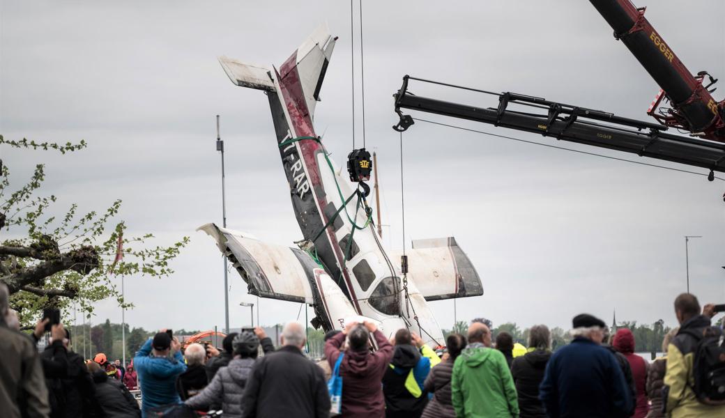 Die Bergung des Flugzeugs erfolgte am 12. Mai 2021.