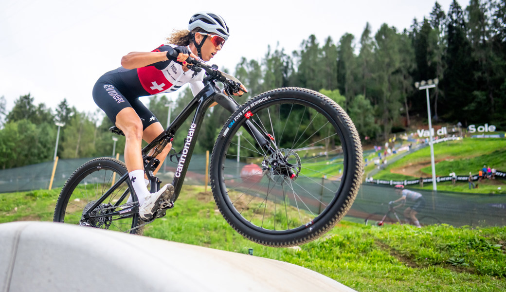 Jolanda Neff zu Alpecin/Fenix? Wie sie Mathieu van der Poel zu Olympiagold verhelfen könnte