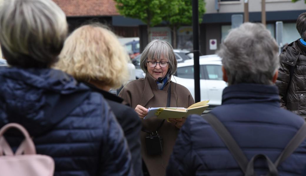 Die Frauenrundgänge mit Jolanda Spirig stossen auf grosse Resonanz.