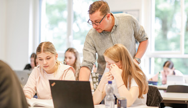 Maturaarbeiten mit ChatGPT: St.Galler Schulen erlauben KI-Programme