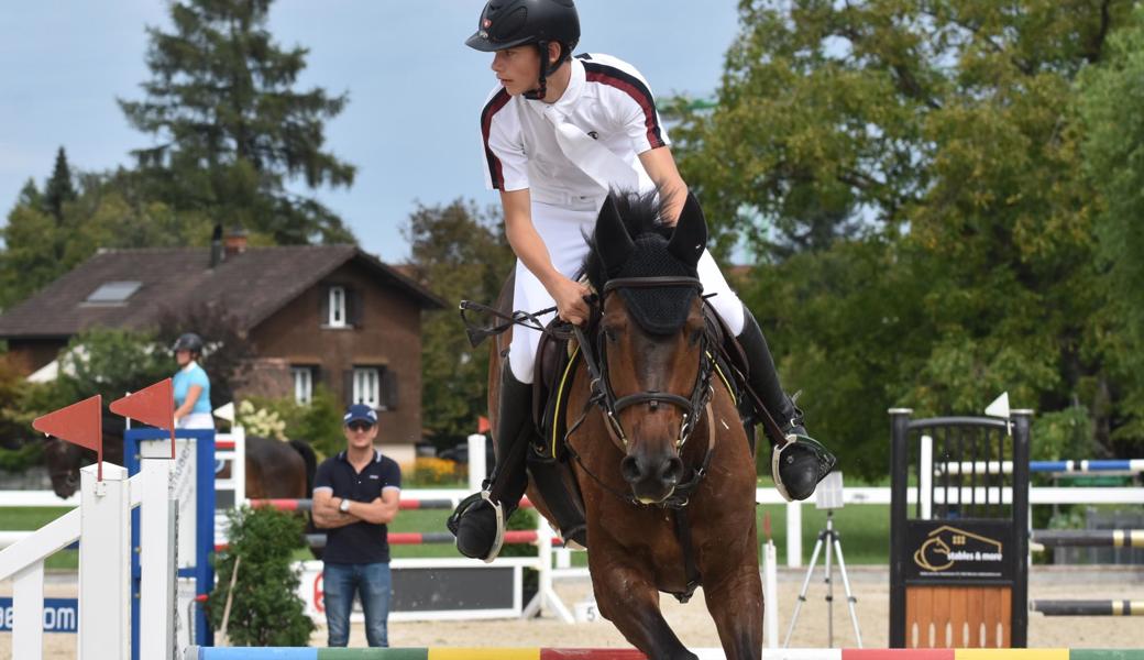 17. Platz: Linus Hanselmann (Oberriet) mit Dorado von Wichenstein.