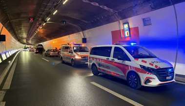 Auffahrunfall im Rosenbergtunnel – 10 000 Franken Sachschaden