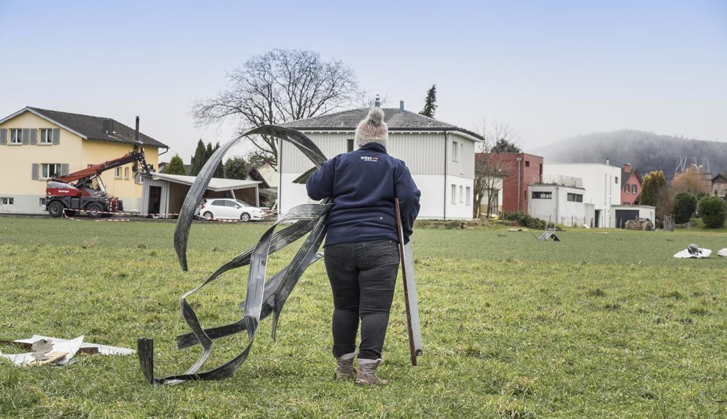 Die Sturmschäden sind im Quartier Kolbenstein besonders schwer. Es wurden ganze Häuser in Mitleidenschaft gezogen.