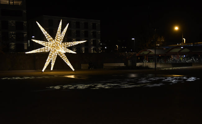 Sternenpremiere: Heerbrugg und Au haben eine neue Weihnachtsbeleuchtung