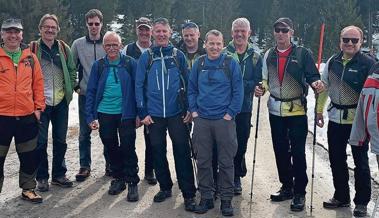 Männerriege auf Winterwanderung