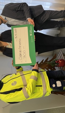 Erlös aus Suppenverkauf dem Samariterverein gespendet