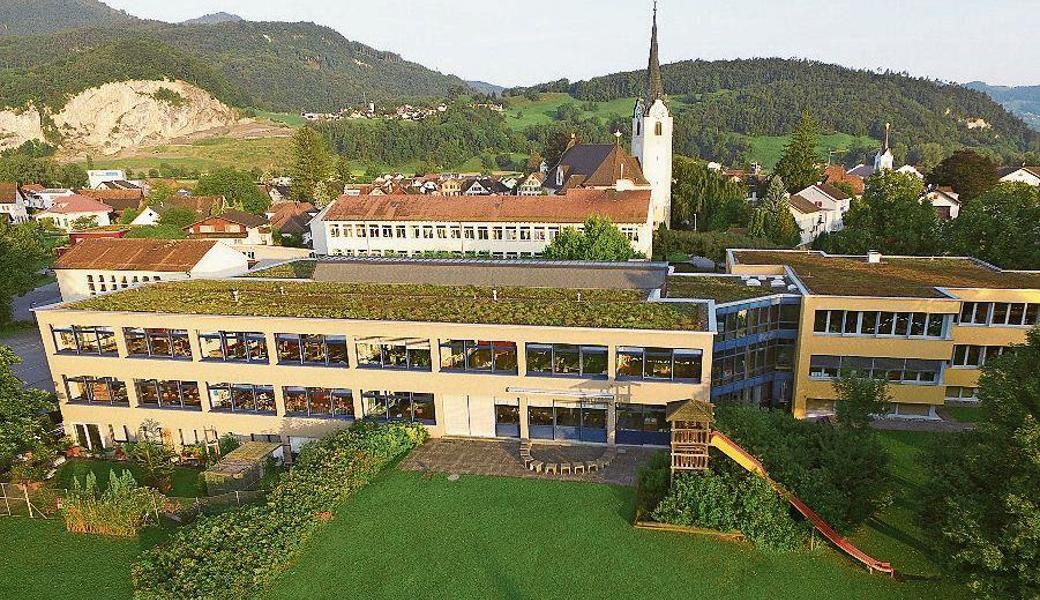 Die Schulanlage Burgwies soll saniert und erneuert werden.