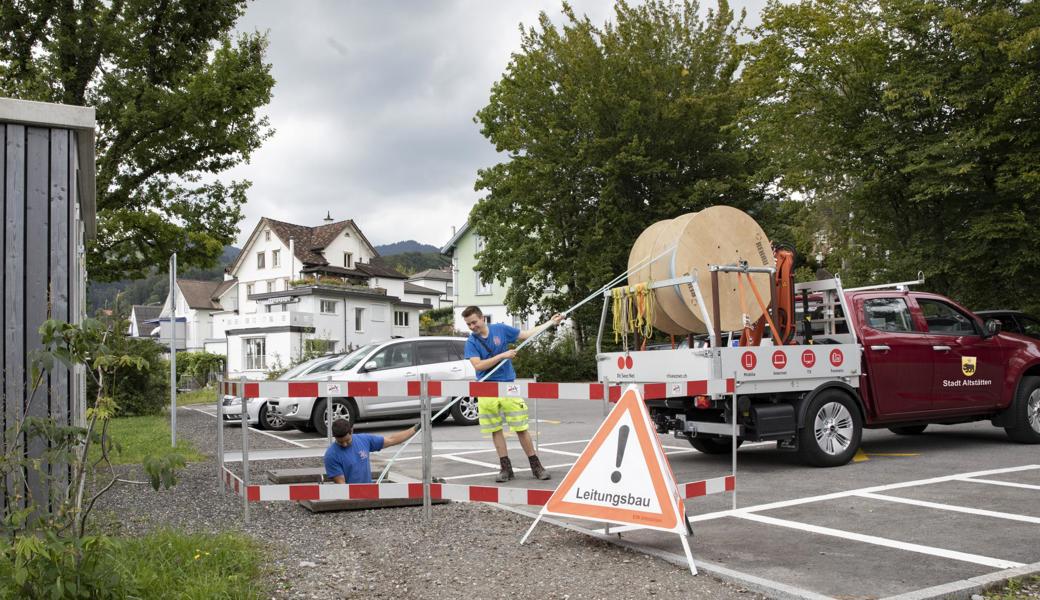 Die Stadt Altstätten will ihr Glasfasernetz in den Bauzonen flächendeckend ausbauen.