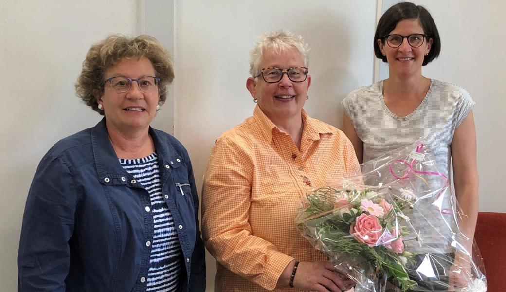 Amtsübergabe (von links): Judith Hörler, Heidi Benz, Nicole Pichler.