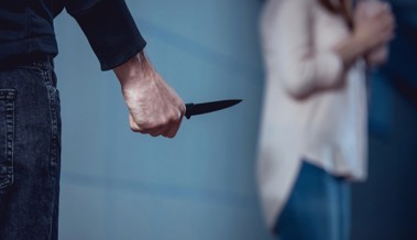 Prozess: Beschuldigter bestreitet Tötungsabsicht nach Angriff auf Ex-Freundin