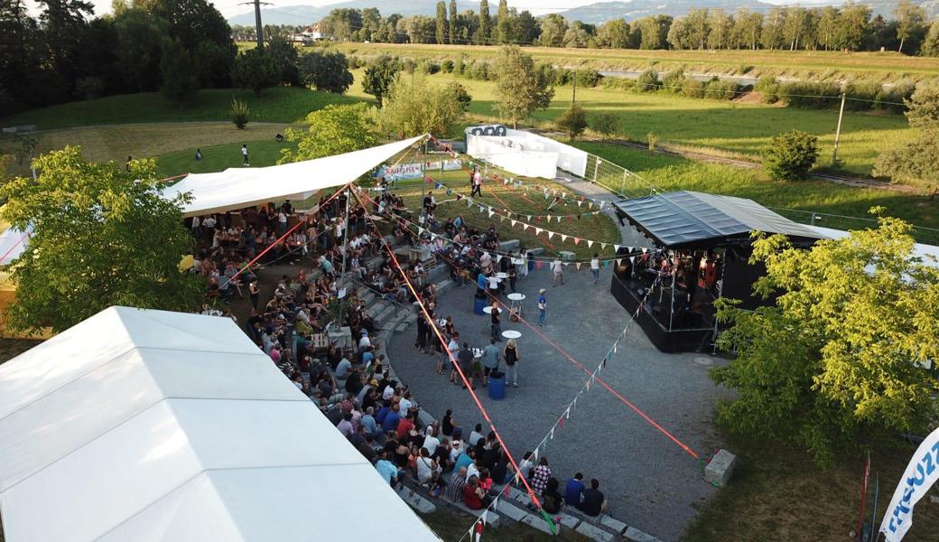 «Projekt Blues Rock» im Rheinauenpark darf diesen Samstag die Festwirtschaft bis 3 Uhr, den Musikbetrieb bis 2 Uhr führen. 