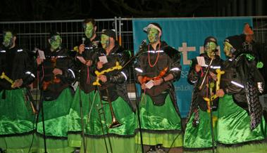 Erstmals Schnitzelbänke am Monsterkonzert