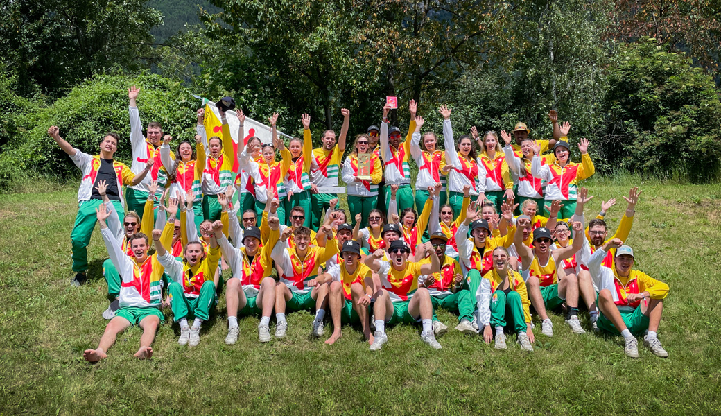 Der STV Balgach wird mit einer Gesamtpunktzahl von 28.48 Turnfestsieger am Bündner Glarner Kantonalturnfest in Domat/Ems.