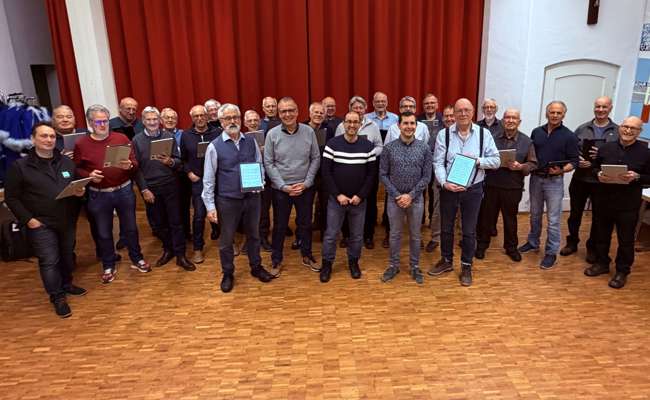Das Notenblatt aus Papier wird abgelöst: Männerchor geht digitale Wege