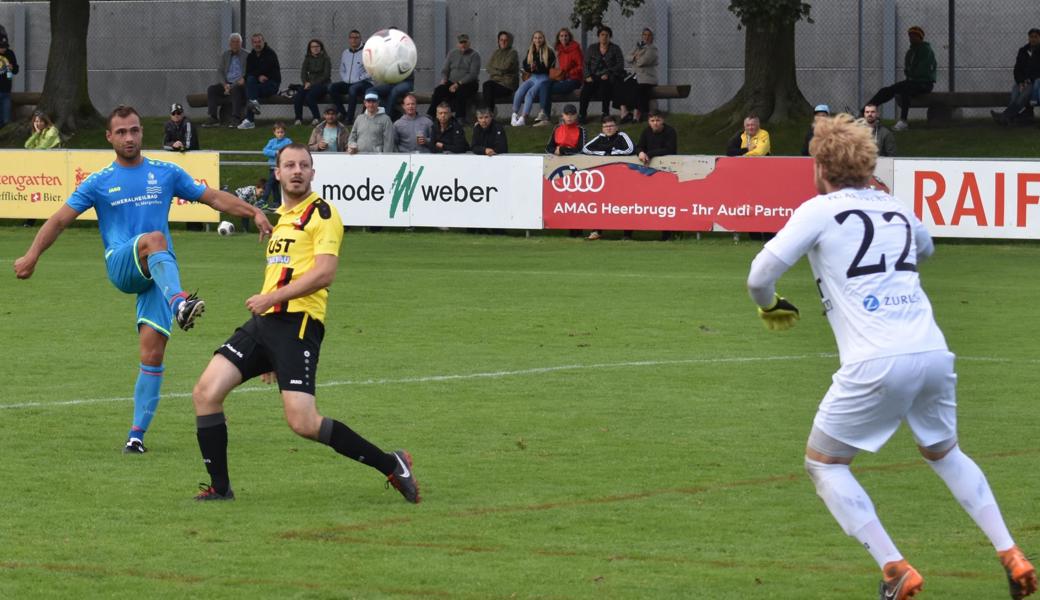 Liridon Maliqi (links) erzielte gegen Altstätten zwei Tore, hier das 3:0, und flog vom Platz.