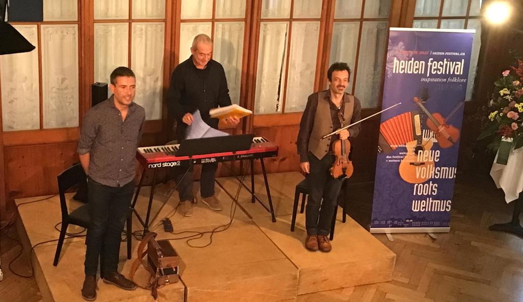 Zu Gast am Heiden Festival: Maestrale (links am Akkordeon Filippo Gambetta, in der Mitte am Piano Fabio Vernizzi, rechts an der Violine Sergio Caputo).