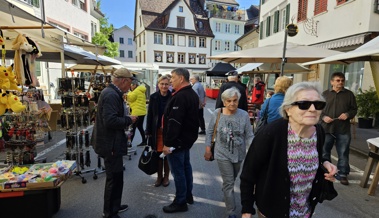 Altstätter Maimarkt ist bereits am Donnerstagvormittag gut besucht