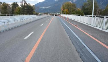 Streifkollision zwischen Linienbus und Velo