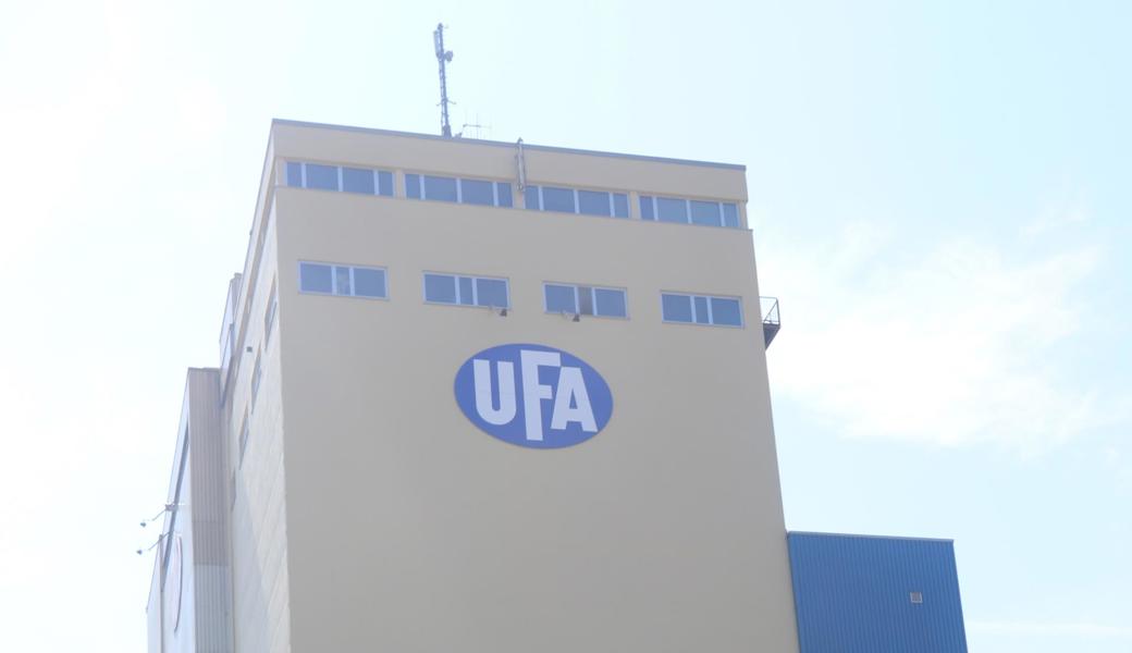 Der UFA-Turm ist das höchste Gebäude im Rheintal.