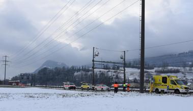 Mann von Zug erfasst – schwer verletzt