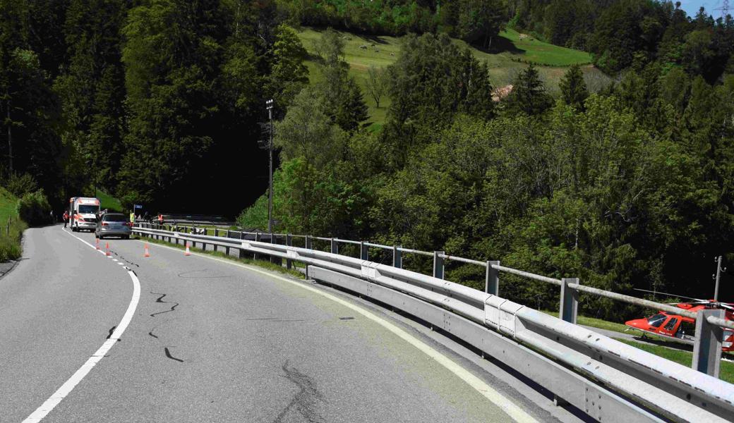 Der Unfall ereignete sich etwa 300 Meter unterhalb der Gaiserbahn-Haltestelle Kreuzstrasse.