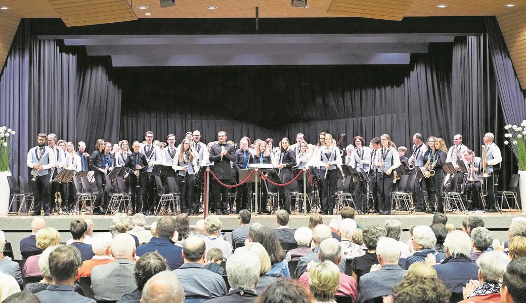 Zum Muttertag überbrachte die Konkordia Widnau ihrem Publikum einen musikalischen Frühlingsgruss.