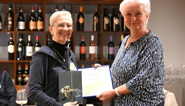 Claudia Kluser für 45 Jahre Mitgliedschaft im KVU geehrt