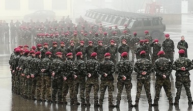 Der Sohn ist jetzt Rekrut und was das bei der Mutter auslöst