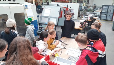 Primarschulkinder schnuppern in der Tech-Welt und staunen