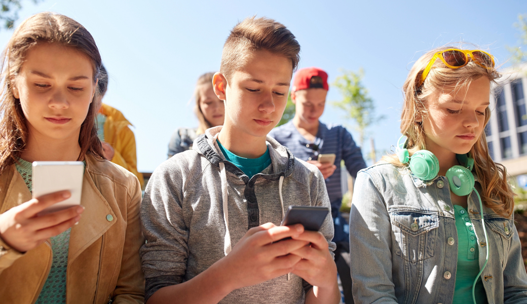 Handysucht: Wenn das Scrollen am Handy nie endet