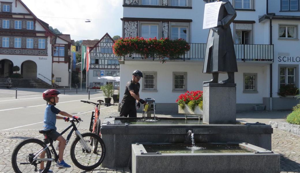 Der Platzbrunnen heute.