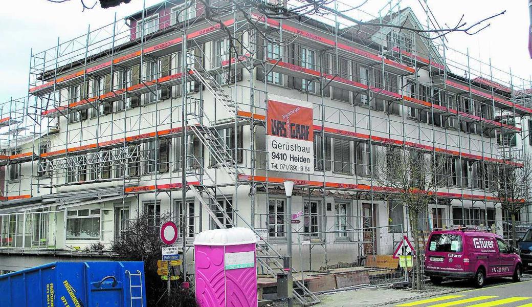 Das historische Hotel-Restaurant Linde in Heiden wird derzeit einer umfassenden, zur Verschönerung des Ortskerns beitragenden Sanierung unterzogen. 