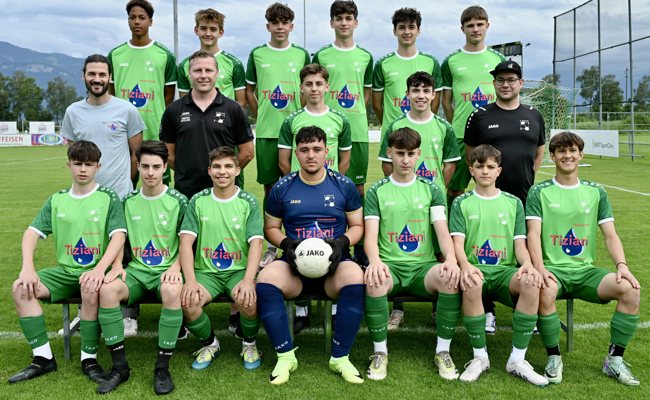 Neues Trikot für die B-Junioren