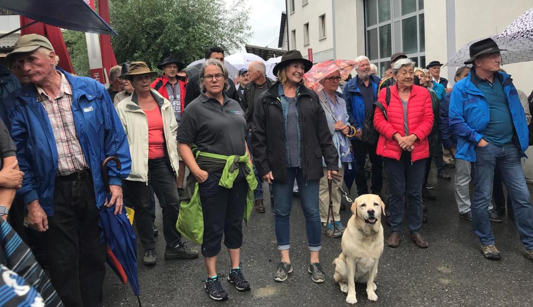 Viele Einwohnerinnen und Einwohner interessierten sich für den Steinbruch.