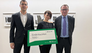 St.Galler Kantonalbank unterstützt den Verein Kinderleuchten zu Weihnachten