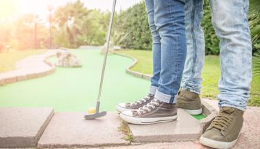 Ministranten tauchen in 4D-Minigolf-Abenteuer ein