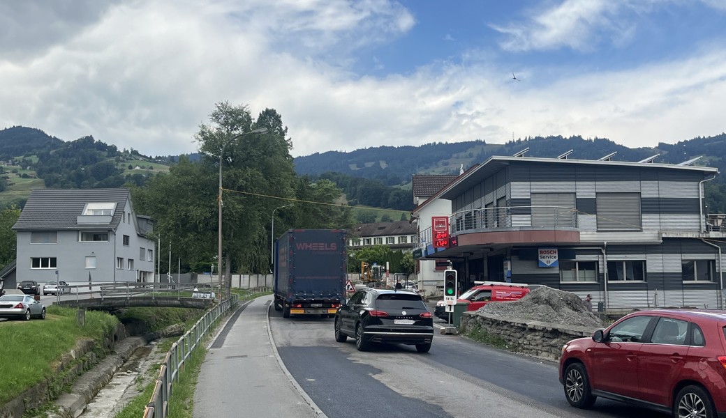 Die Churerstrasse wird am Sonntag für den Belagseinbau gesperrt