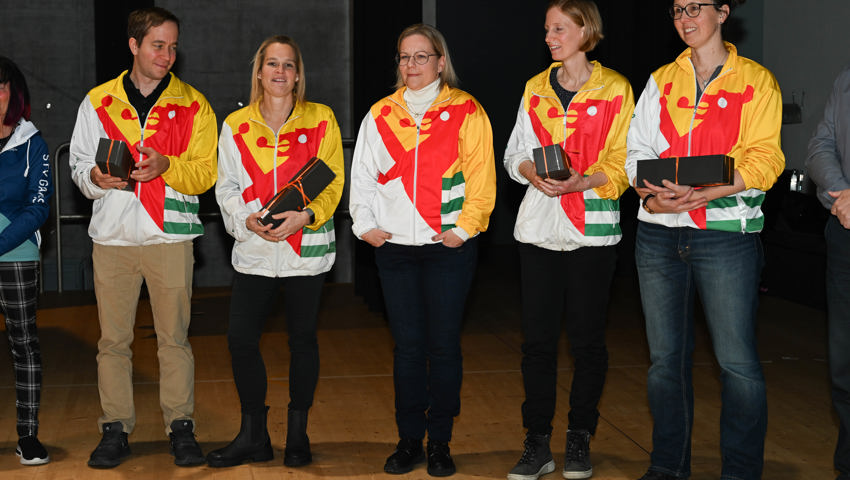 Balgacher Jubilarinnen und Jubilare: Marcel Meschenmoser (10 Jahre), Cornelia Widmer-Schlegel (10), Tina Federer (30), Tanja Schmid (10), Vera Ritz (10).