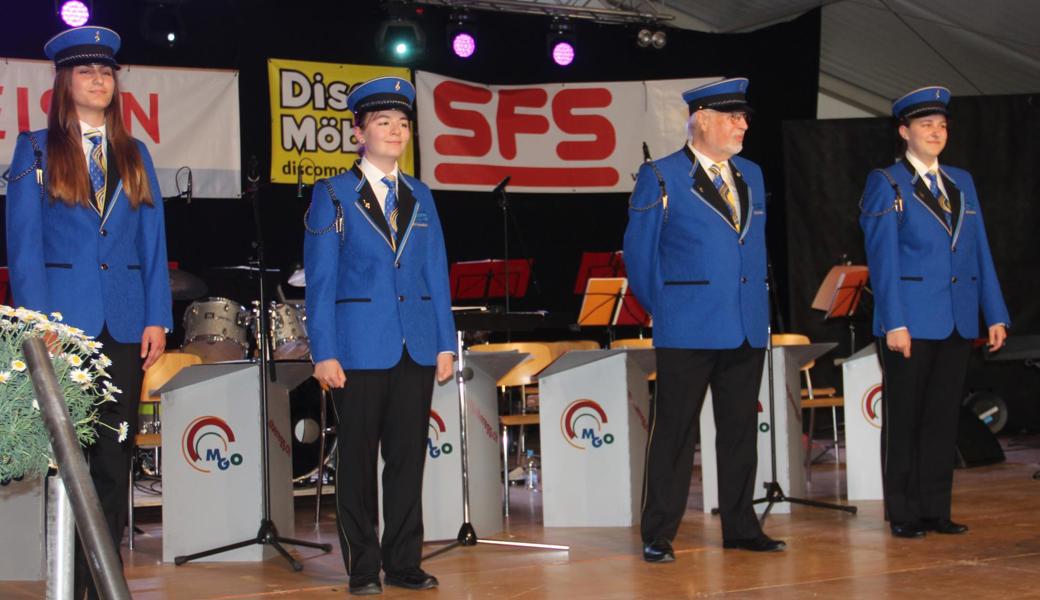 So sieht die neue Uniform des Auer Musikvereins Konkordia aus.