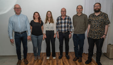 Fähnrich Hans-Peter Ott wurde für seine langjährige Treue zum Ehrenmitglied ernannt