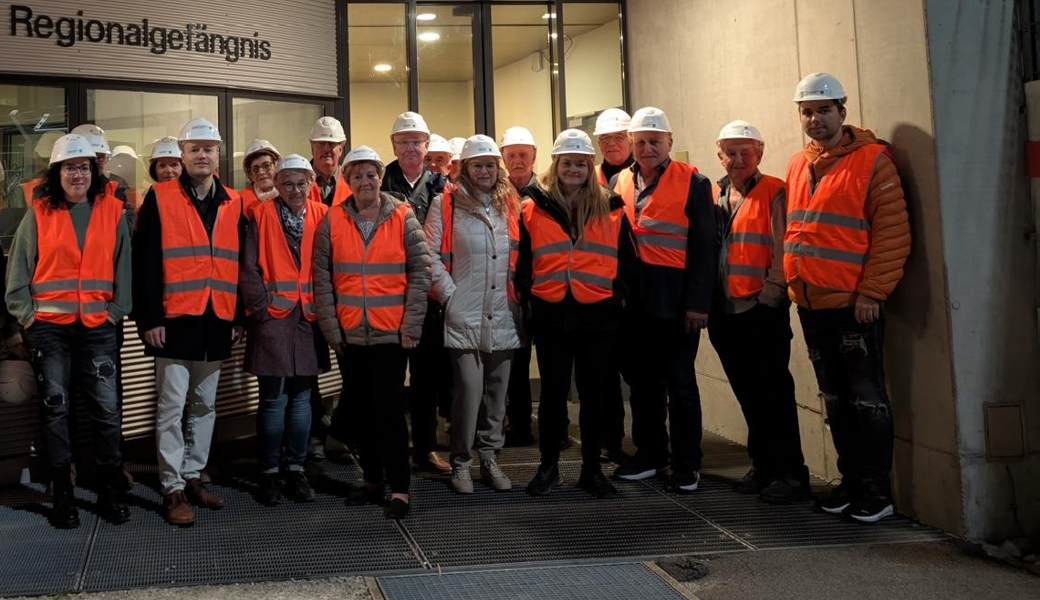 SVP zu Besuch im Regionalgefängnis