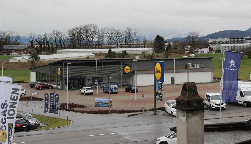 Auch künftig wird der Lidl in Lüchingen so aussehen und keine Antennenanlage im linken hinteren Eck stehen haben.