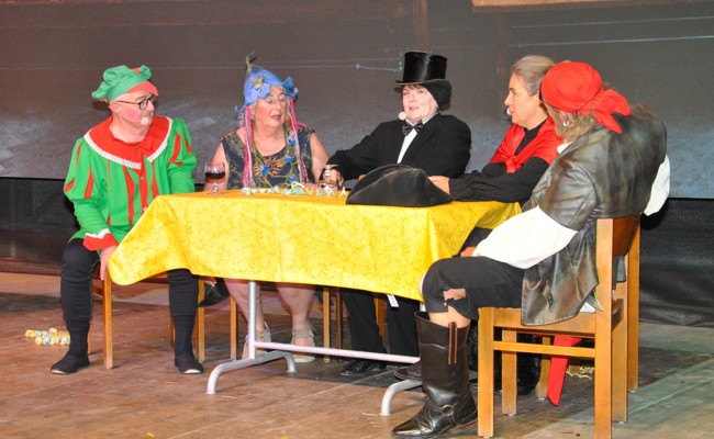 Geglückte Open-Air-Premiere auf dem Fünfländerblick