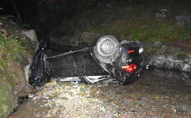Zwei junge Männer sterben bei Autounfall auf der Schwägalpstrasse