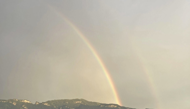 Leserbild: Regenbogen wirft einen Schatten